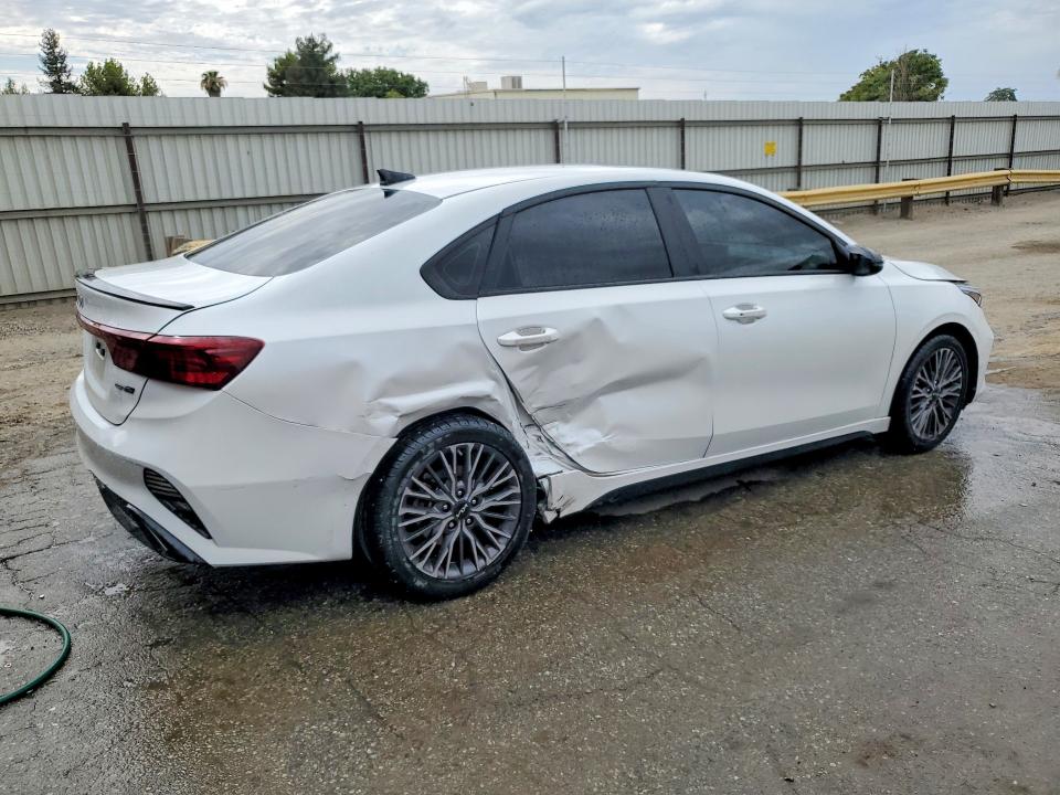 57368186 :رقم المزاد ، 3KPF54AD0NE509718 vin ، 2022 Kia Forte مزاد بيع