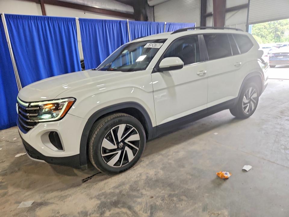 61524786 :رقم المزاد ، 1V2WR2CAXRC584725 vin ، 2024 Volkswagen Atlas مزاد بيع