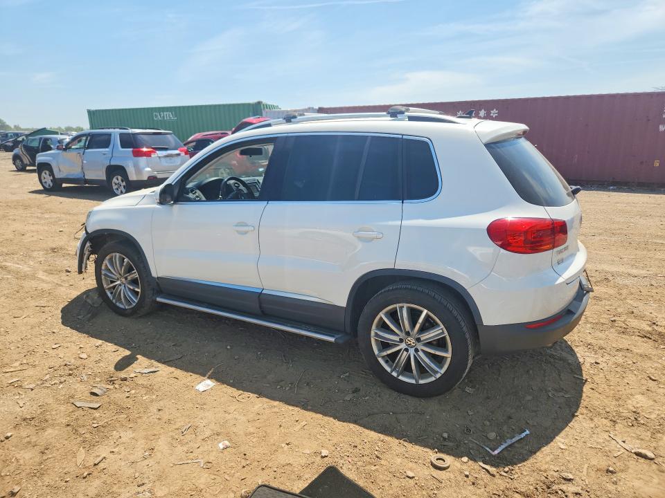 2014 Volkswagen Tiguan მანქანა იყიდება აუქციონზე, vin: WVGBV3AX5EW526812, აუქციონის ნომერი: 62874126