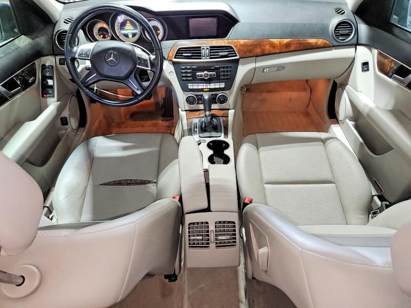 60331196 :رقم المزاد ، WDDGF8AB5DR288584 vin ، 2013 Mercedes-benz C-class مزاد بيع
