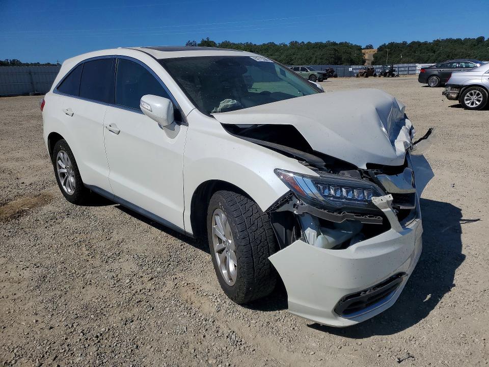 62715396 :رقم المزاد ، 5J8TB4H57HL028890 vin ، 2017 Acura Rdx مزاد بيع