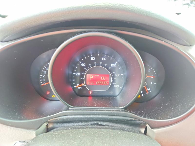 2016 Kia Soul მანქანა იყიდება აუქციონზე, vin: KNDJP3A51G7272781, აუქციონის ნომერი: 62479126