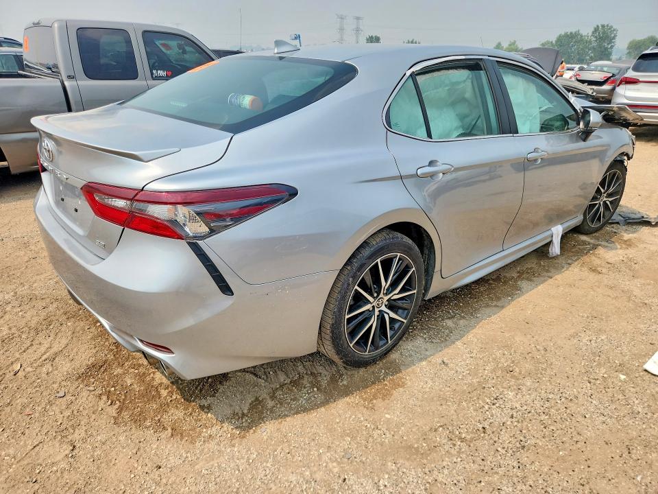 Продаж на аукціоні авто 2023 Toyota Camry, vin: 4T1G11AK6PU810040, номер лоту: 59141816