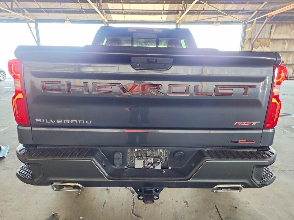 2021 Chevrolet Silverado მანქანა იყიდება აუქციონზე, vin: 1GCUYEET9MZ131620, აუქციონის ნომერი: 61757576