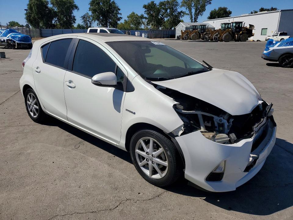 61238416 :رقم المزاد ، JTDKDTB38D1052160 vin ، 2013 Toyota Prius C مزاد بيع