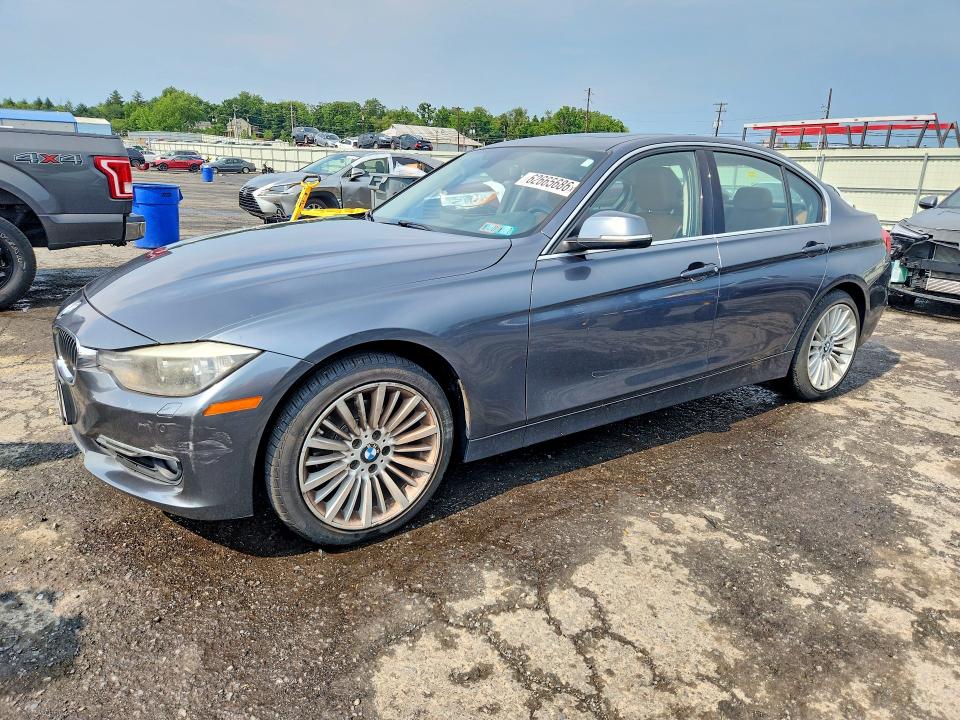 62665686 :رقم المزاد ، WBA3B5C54DF590960 vin ، 2013 Bmw 328 مزاد بيع