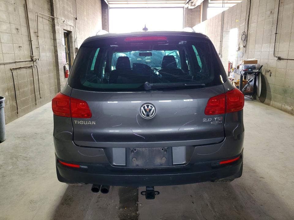2014 Volkswagen Tiguan მანქანა იყიდება აუქციონზე, vin: WVGBV3AX1EW536530, აუქციონის ნომერი: 59690376