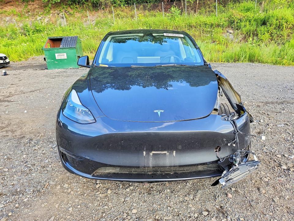 60148206 :رقم المزاد ، 7SAYGDEE8RF988821 vin ، 2024 Tesla Model Y مزاد بيع