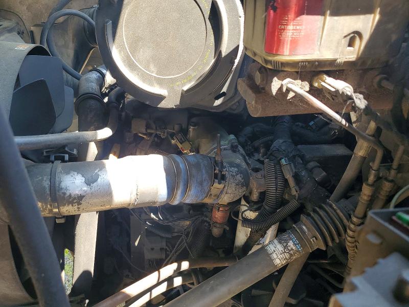 61033786 :رقم المزاد ، 3FRNF65F65V145887 vin ، 2005 Ford F650 مزاد بيع