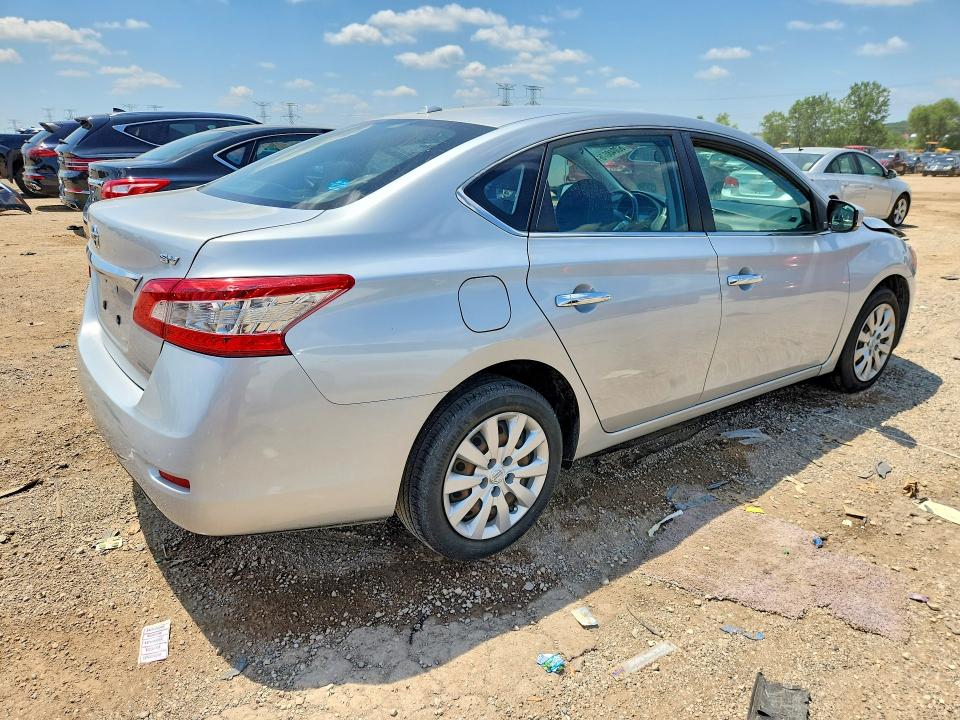 2015 Nissan Sentra მანქანა იყიდება აუქციონზე, vin: 3N1AB7AP9FY269263, აუქციონის ნომერი: 60048076
