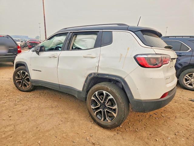 61243656 :رقم المزاد ، 3C4NJDCB8NT113812 vin ، 2022 Jeep Compass مزاد بيع
