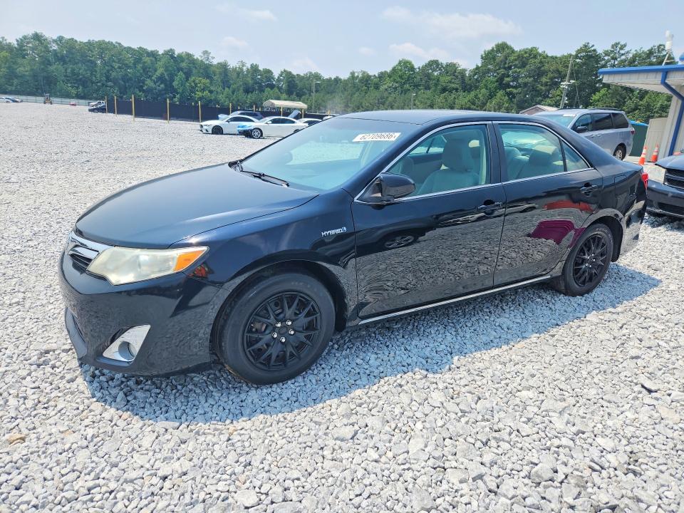 2013 Toyota Camry Hybrid მანქანა იყიდება აუქციონზე, vin: 4T1BD1FK4DU069134, აუქციონის ნომერი: 62709686