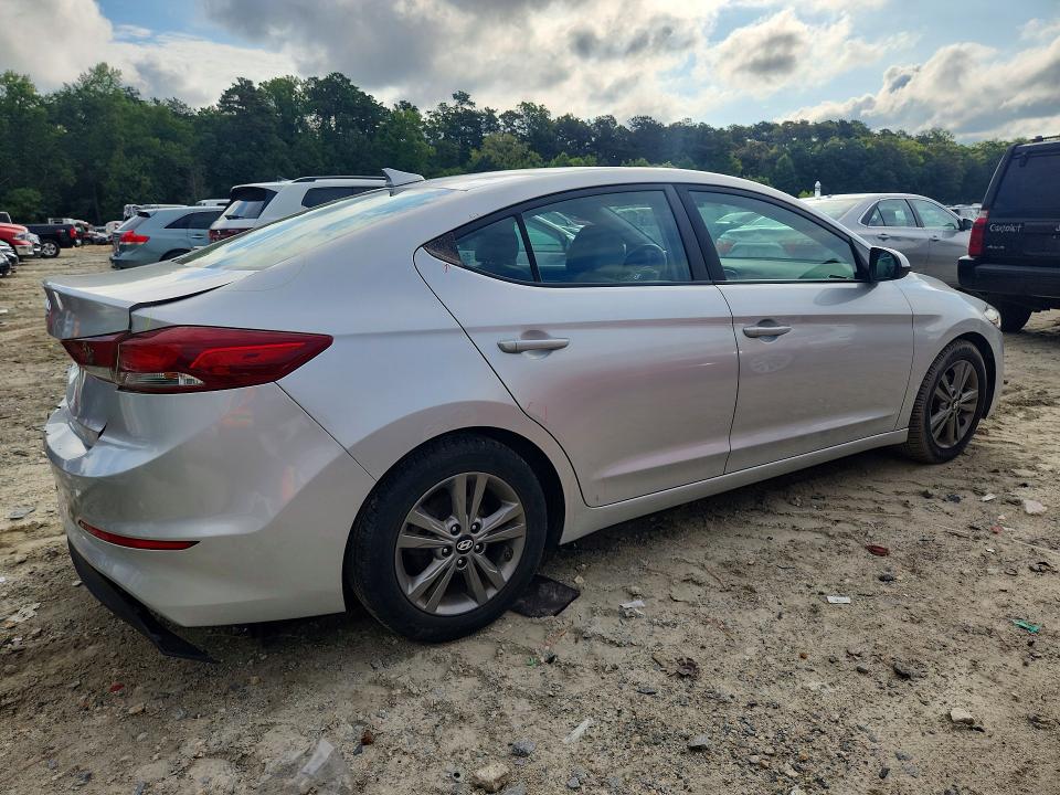 2018 Hyundai Elantra მანქანა იყიდება აუქციონზე, vin: 5NPD84LF2JH365558, აუქციონის ნომერი: 59850476