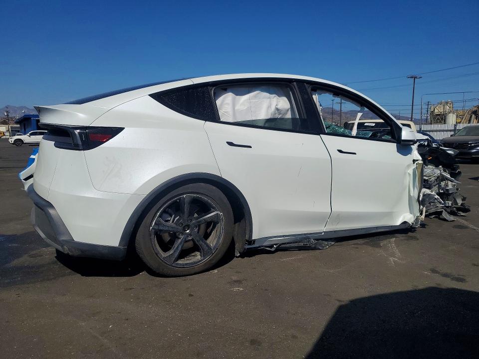 Продажа на аукционе авто 2026 Tesla Model Y, vin: 7SAYGDEDXTF407916, номер лота: 61997926