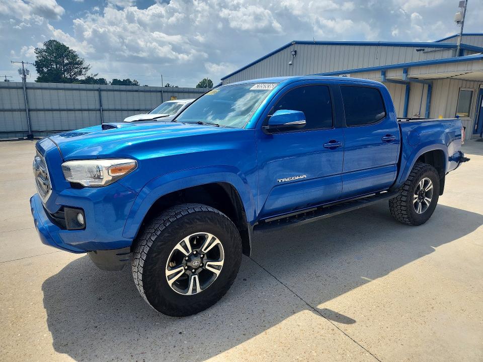 Aukcja sprzedaży 2017 Toyota Tacoma, vin: 5TFCZ5AN0HX100564, numer aukcji: 62050936