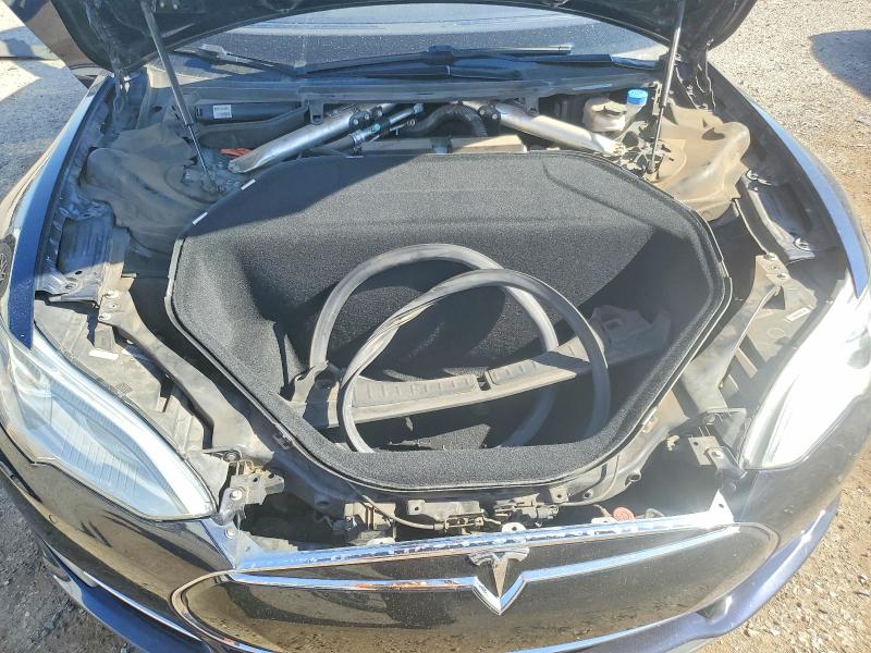 Продажа на аукционе авто 2015 Tesla Model S, vin: 5YJSA1H21FFP69795, номер лота: 59398486