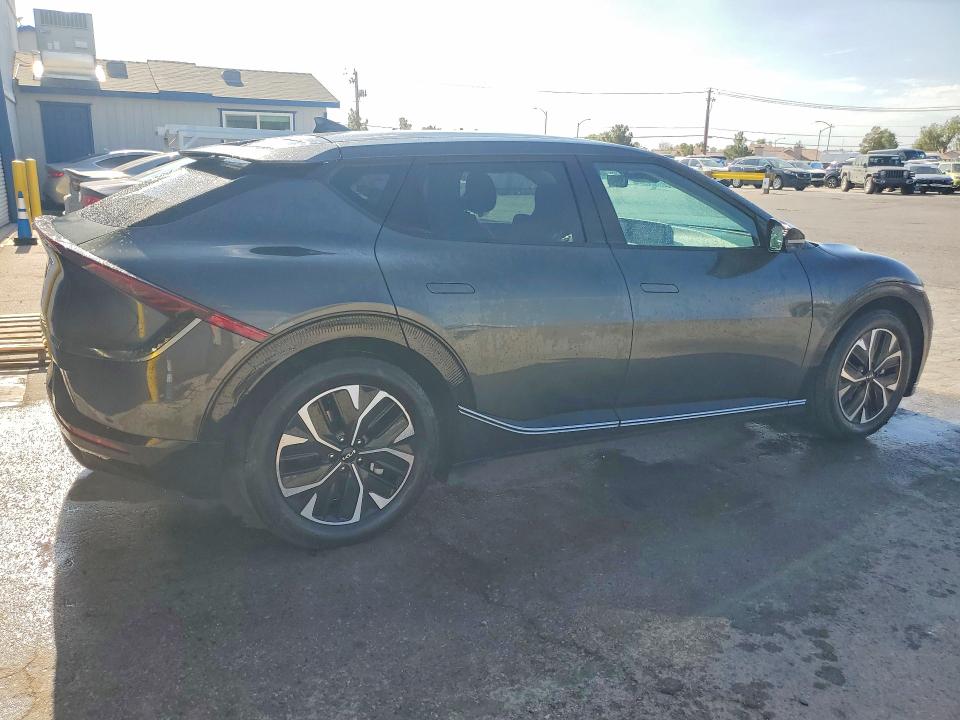 2023 Kia Ev6 მანქანა იყიდება აუქციონზე, vin: KNDC34LA8P5602125, აუქციონის ნომერი: 61028896
