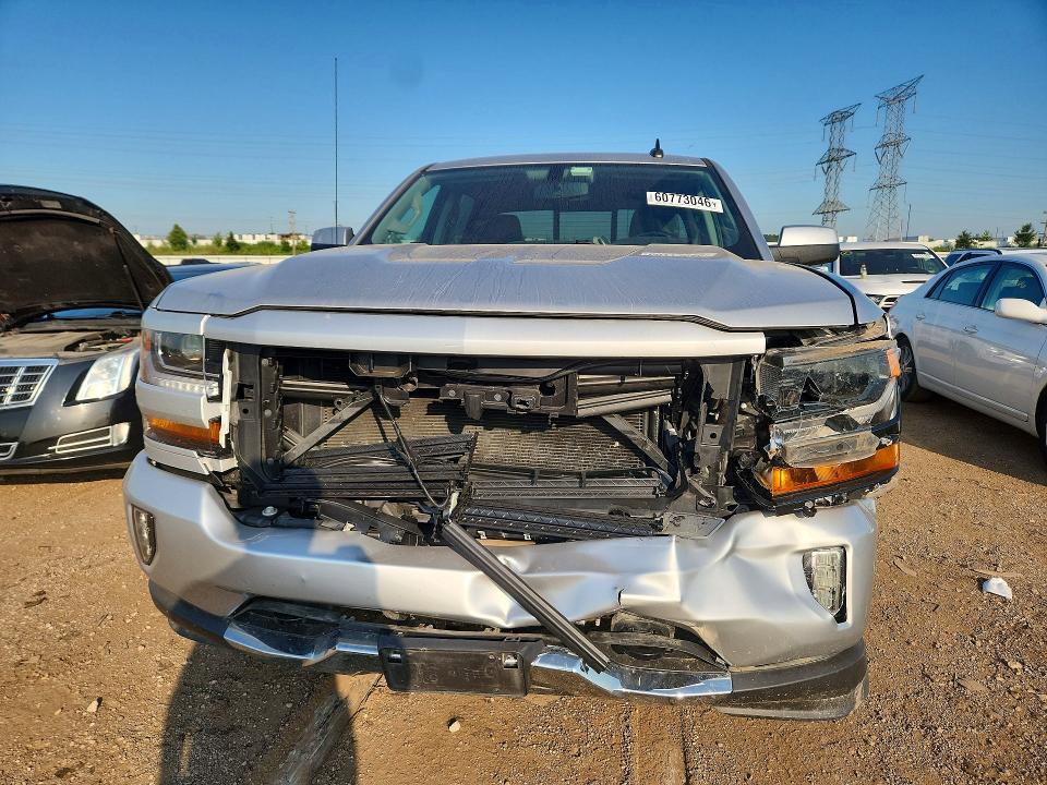 Продажа на аукционе авто 2018 Chevrolet Silverado, vin: 3GCUKREC9JG529060, номер лота: 60773046