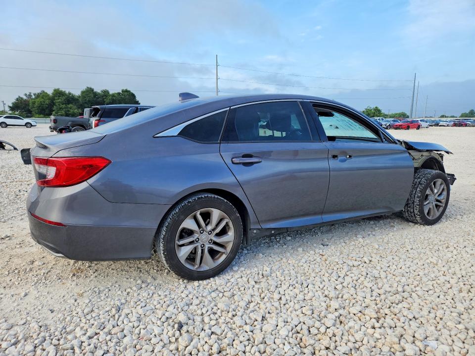 58989546 :رقم المزاد ، 1HGCV1F15JA064469 vin ، 2018 Honda Accord مزاد بيع