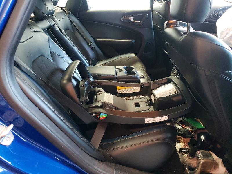 63167266 :رقم المزاد ، 1C3CCCBB0FN751748 vin ، 2015 Chrysler 200 Sport مزاد بيع