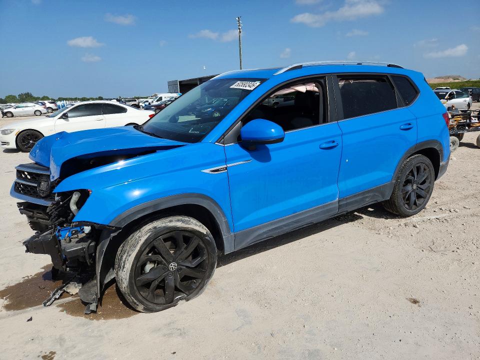 Продаж на аукціоні авто 2022 Volkswagen Taos, vin: 3VV1X7B26NM004289, номер лоту: 60580346