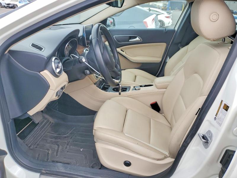 57858456 :رقم المزاد ، WDCTG4GB8GJ225417 vin ، 2016 Mercedes-benz Gla مزاد بيع