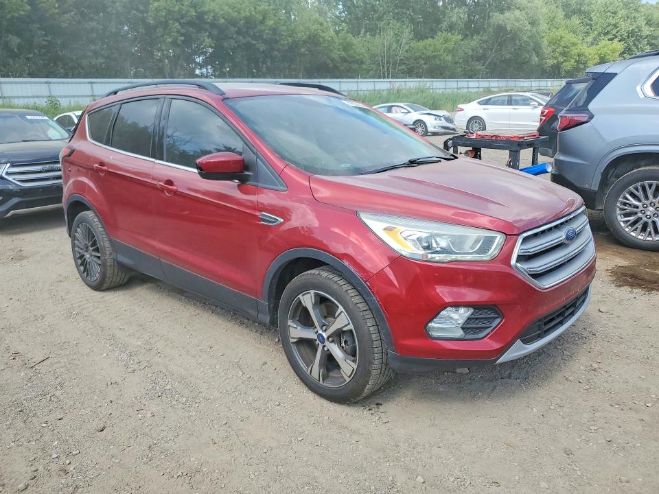 Продажа на аукционе авто 2017 Ford Escape, vin: 1FMCU9GD3HUA22329, номер лота: 41632006
