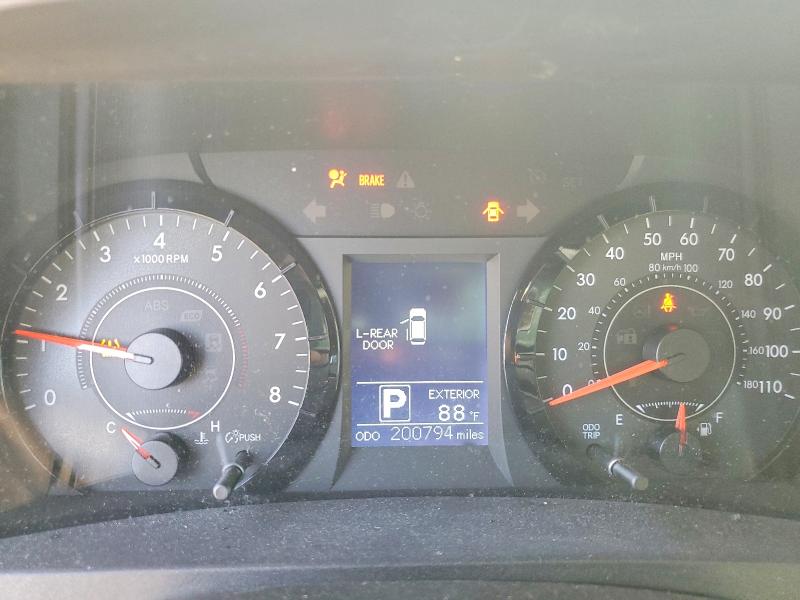 2015 Toyota Sienna მანქანა იყიდება აუქციონზე, vin: 5TDZK3DCXFS528058, აუქციონის ნომერი: 60019216
