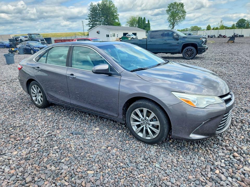 2016 Toyota Camry მანქანა იყიდება აუქციონზე, vin: 4T1BF1FK6GU595604, აუქციონის ნომერი: 61806166