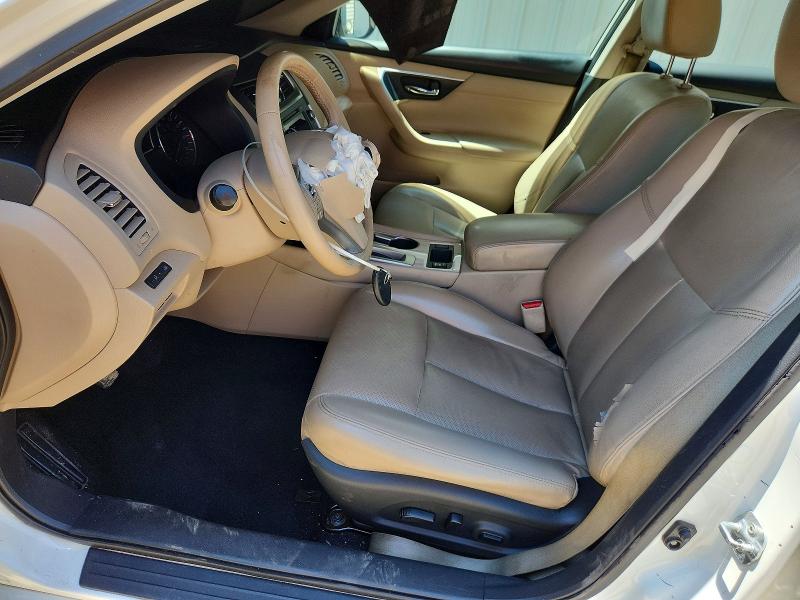 Продажа на аукционе авто 2016 Nissan Altima, vin: 1N4AL3AP9GC247945, номер лота: 61117396