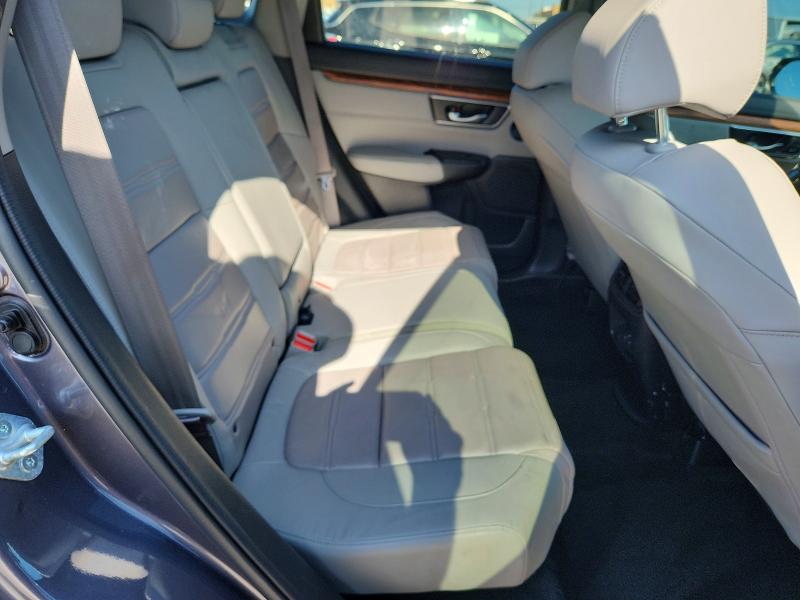 60381966 :رقم المزاد ، 7FARW1H83NE016583 vin ، 2022 Honda Cr-v مزاد بيع