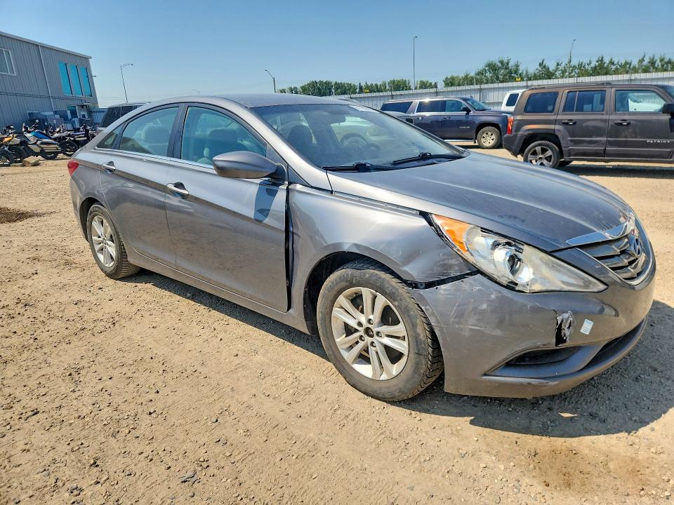2013 Hyundai Sonata მანქანა იყიდება აუქციონზე, vin: 5NPEB4ACXDH754113, აუქციონის ნომერი: 61162676