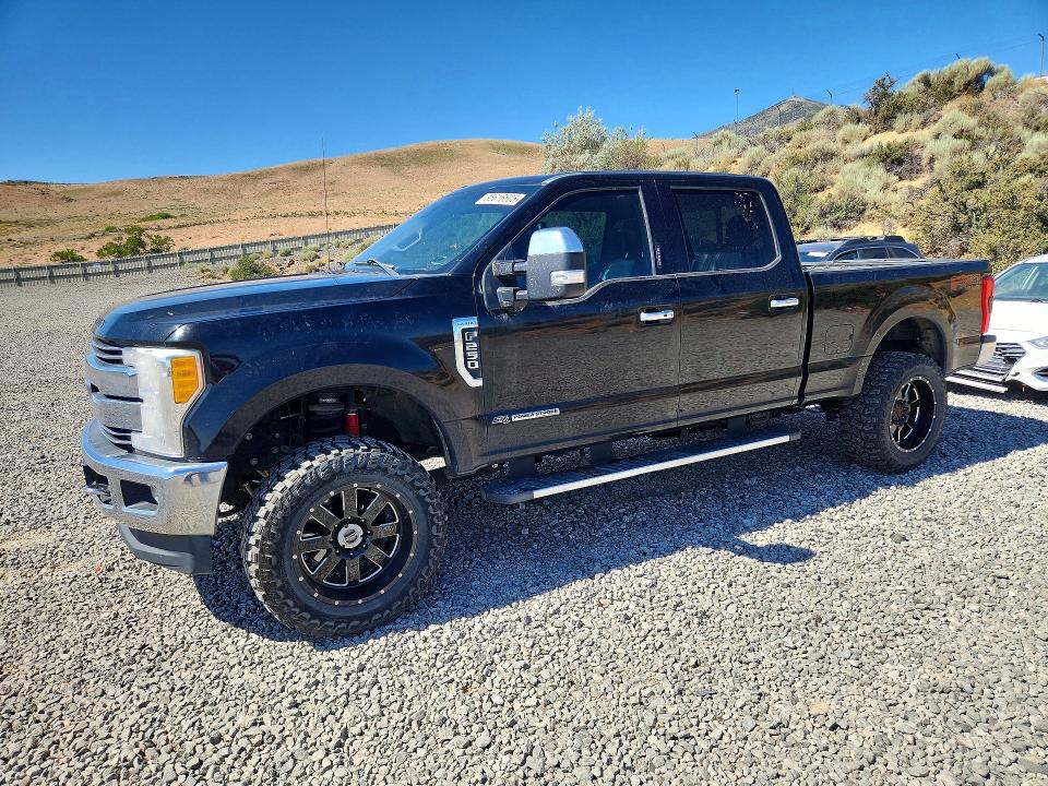 85616605 :رقم المزاد ، 1FT7W2BT4HED77218 vin ، 2017 Ford F250 مزاد بيع
