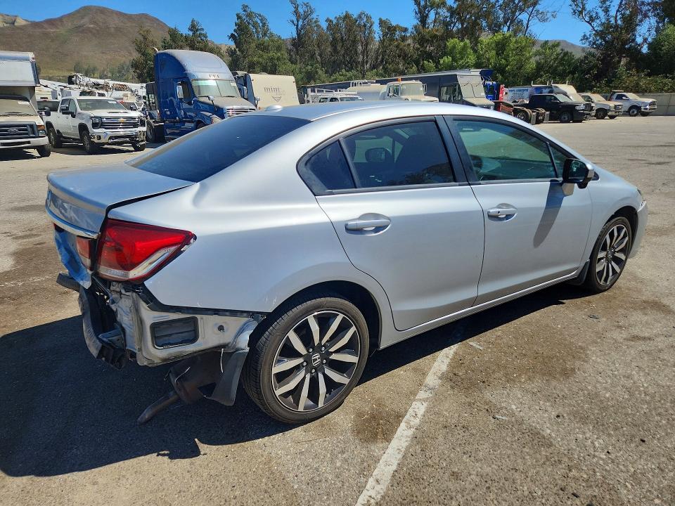 2015 Honda Civic მანქანა იყიდება აუქციონზე, vin: 2HGFB2F97FH535211, აუქციონის ნომერი: 61977516