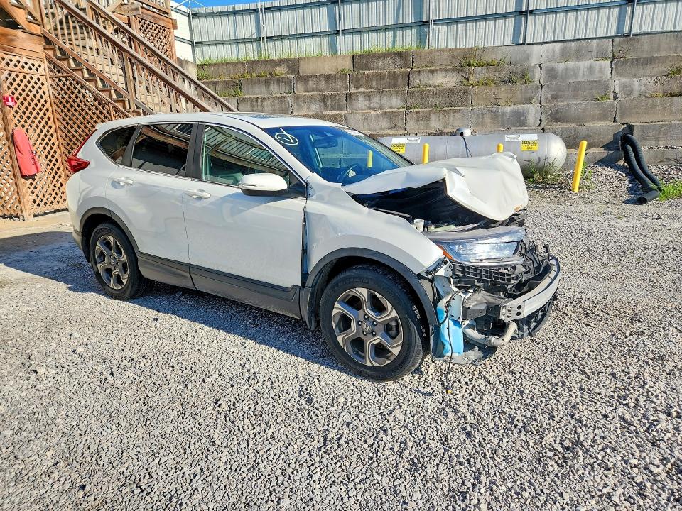 55656616 :رقم المزاد ، 2HKRW1H82JH500008 vin ، 2018 Honda Cr-v مزاد بيع