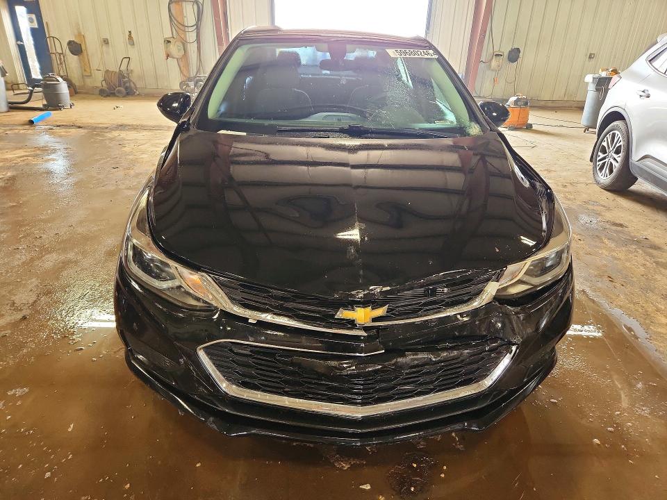 59680246 :رقم المزاد ، 1G1BE5SM9H7147999 vin ، 2017 Chevrolet Cruze مزاد بيع