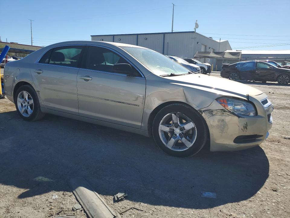 60273216 :رقم المزاد ، 1G1ZB5E17BF201094 vin ، 2011 Chevrolet Malibu مزاد بيع