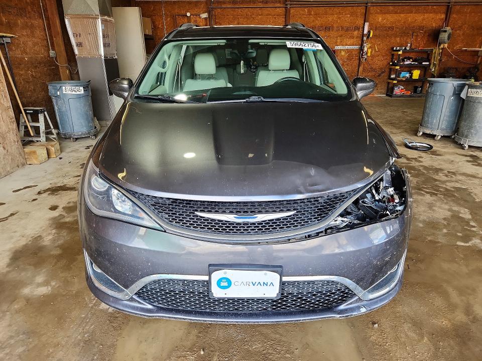 59662756 :رقم المزاد ، 2C4RC1BG9HR785537 vin ، 2017 Chrysler Pacifica مزاد بيع