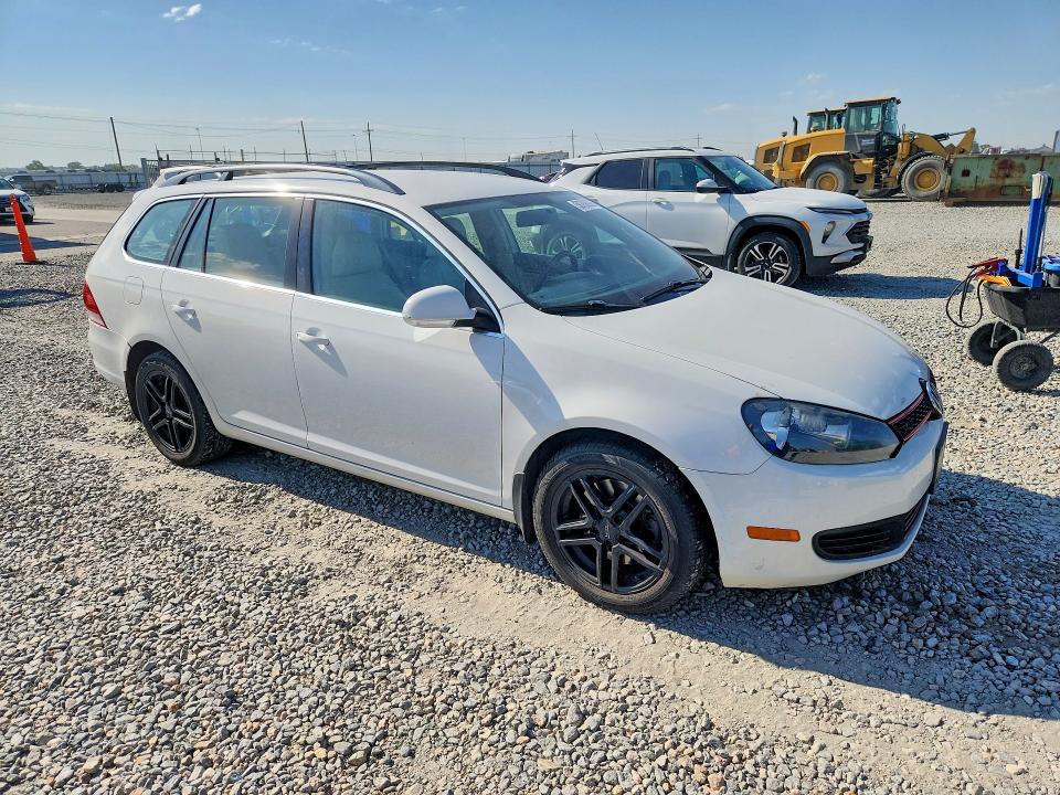 58768806 :رقم المزاد ، 3VWPL7AJ5BM702138 vin ، 2011 Volkswagen Jetta مزاد بيع