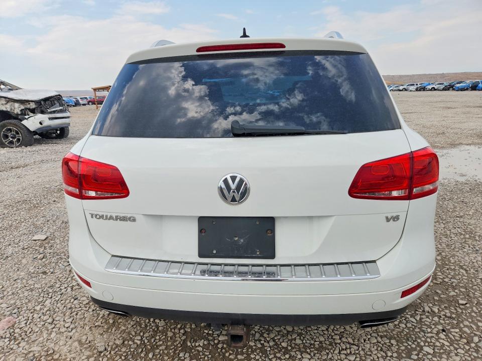 Продажа на аукционе авто 2014 Volkswagen Touareg, vin: WVGEF9BP2ED008664, номер лота: 62415126