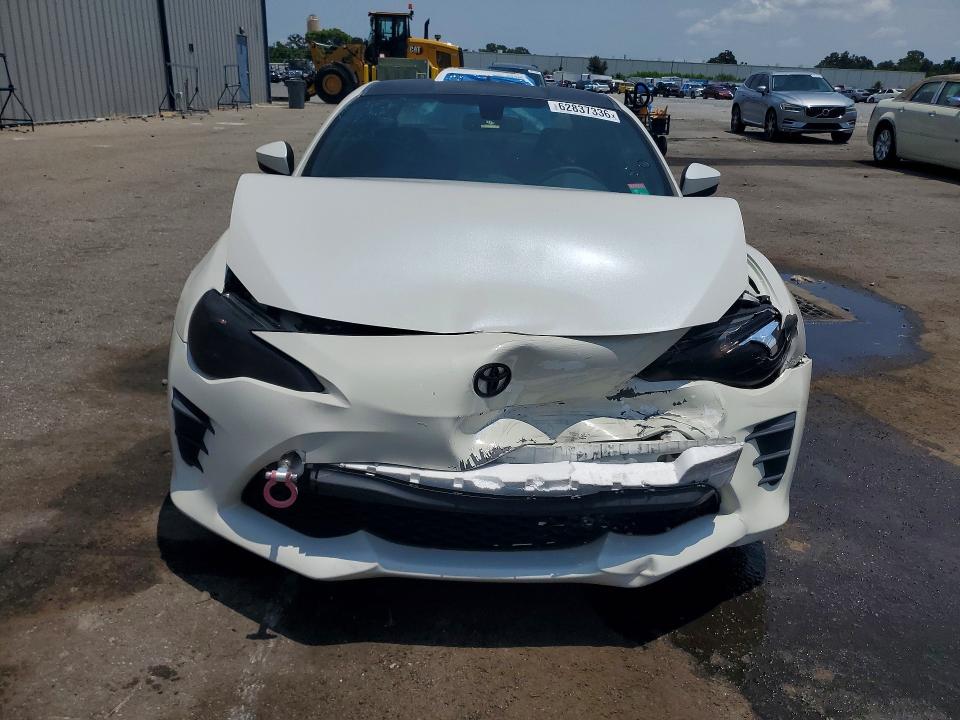 62837336 :رقم المزاد ، JF1ZNAA10K8702352 vin ، 2019 Toyota 86 مزاد بيع