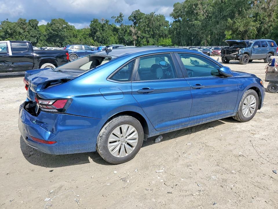 60322746 :رقم المزاد ، 3VWC57BU0LM092569 vin ، 2020 Volkswagen Jetta مزاد بيع