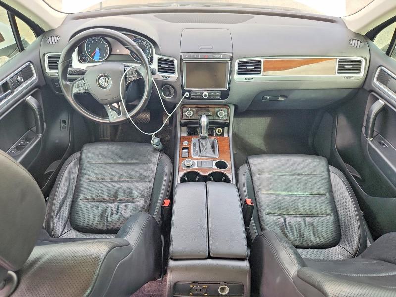 2016 Volkswagen Touareg მანქანა იყიდება აუქციონზე, vin: WVGEF9BP4GD012458, აუქციონის ნომერი: 62040436