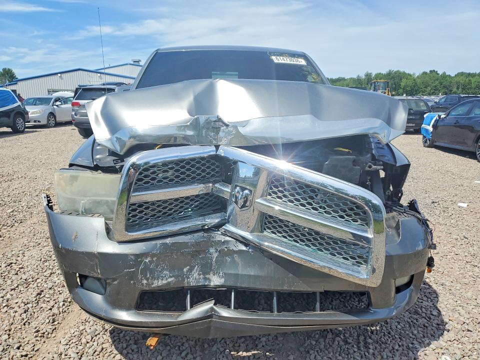 61473036 :رقم المزاد ، 1D7RV1CT1BS704404 vin ، 2011 Dodge Ram 1500 مزاد بيع