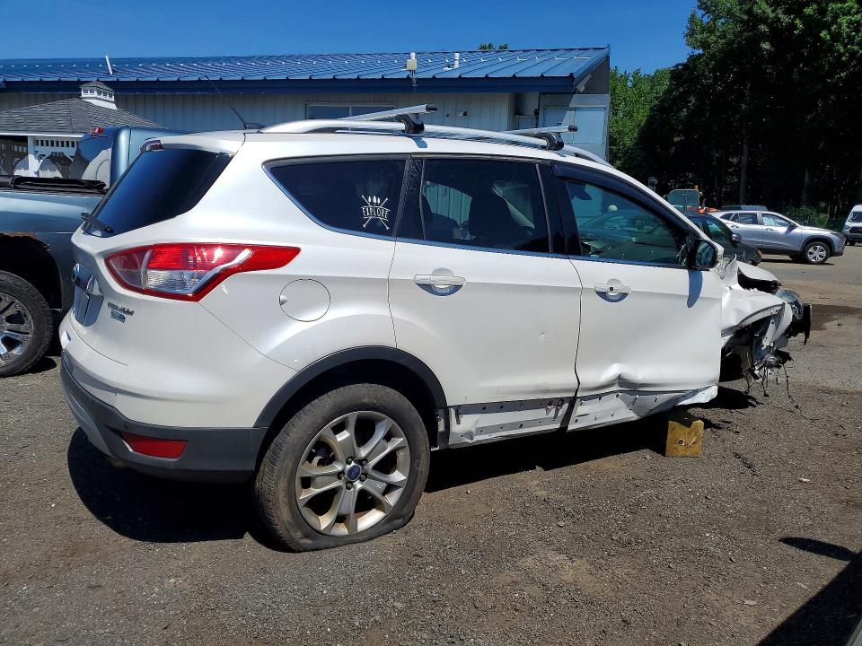 Продажа на аукционе авто 2016 Ford Escape, vin: 1FMCU9J91GUC49540, номер лота: 60131196