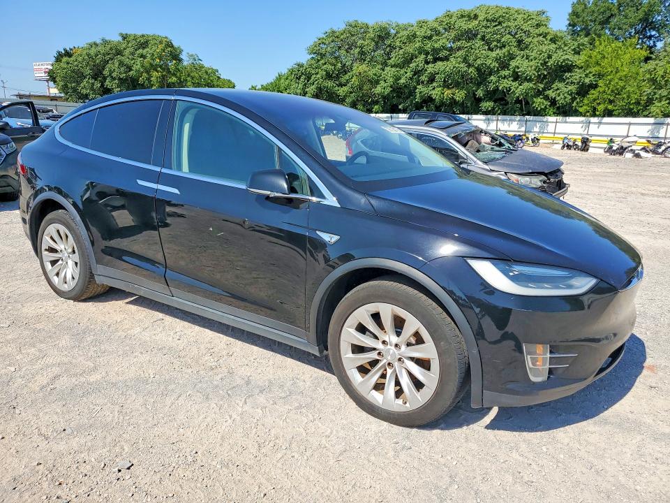 Продажа на аукционе авто 2016 Tesla Model X, vin: 5YJXCAE28GF008736, номер лота: 59703776