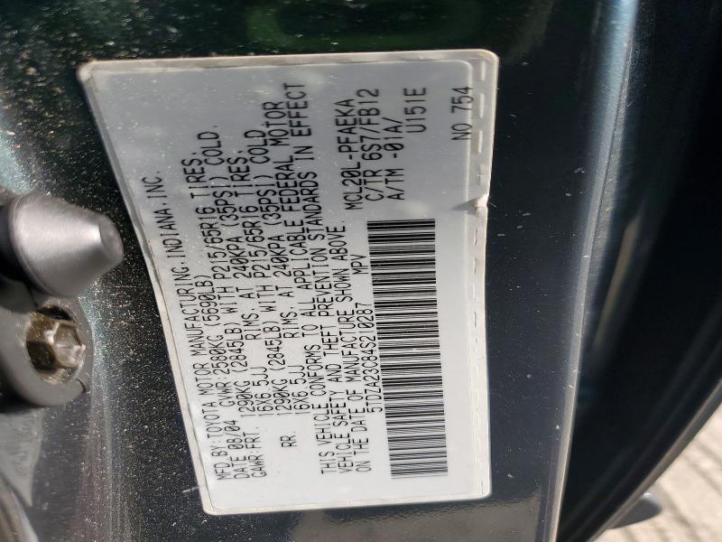 60628906 :رقم المزاد ، 5TDZA23C84S210287 vin ، 2004 Toyt Sienna مزاد بيع