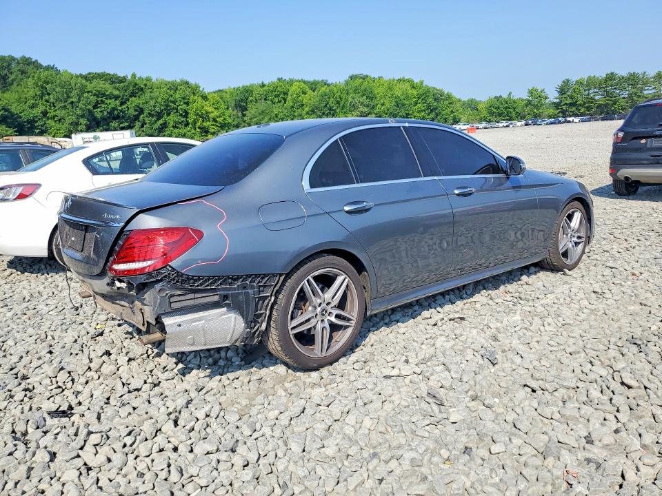 58478146 :رقم المزاد ، WDDZF4KB4HA100190 vin ، 2017 Mercedes-benz E مزاد بيع