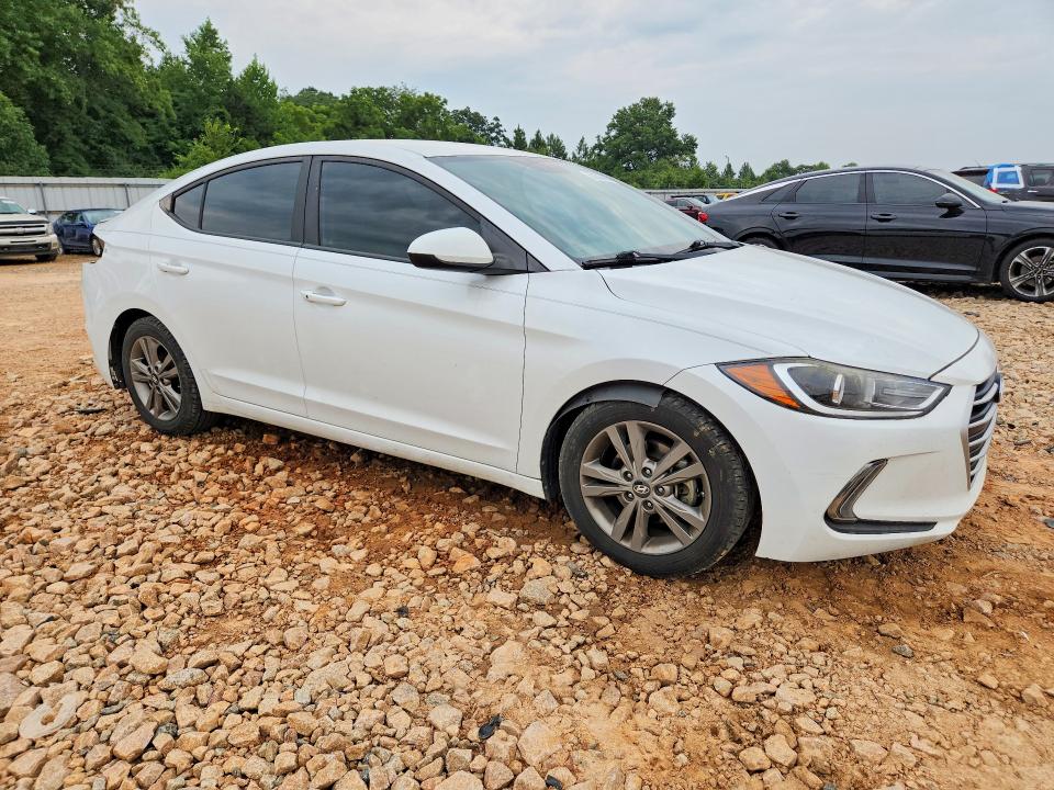 Продажа на аукционе авто 2017 Hyundai Elantra, vin: 5NPD84LF2HH057543, номер лота: 62250686