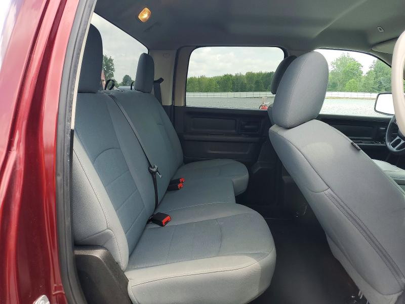 62687896 :رقم المزاد ، 1C6RR7KG7JS338976 vin ، 2018 Ram 1500 مزاد بيع